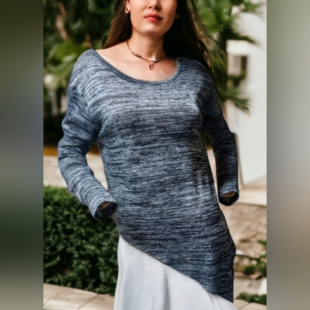 Bobbie Brooks Asymmetrical LS Cooling Fabric Blend Top in Heathered Black Size L